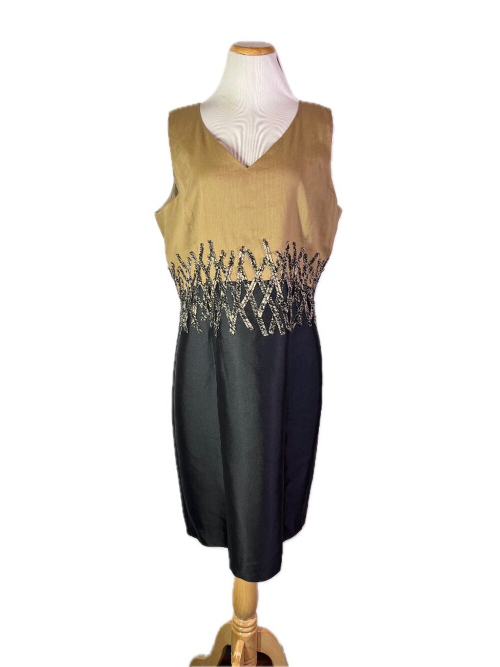 Lafayette 148 Size 14 Sleeveless V-Neck Sheath Dress Tan Black